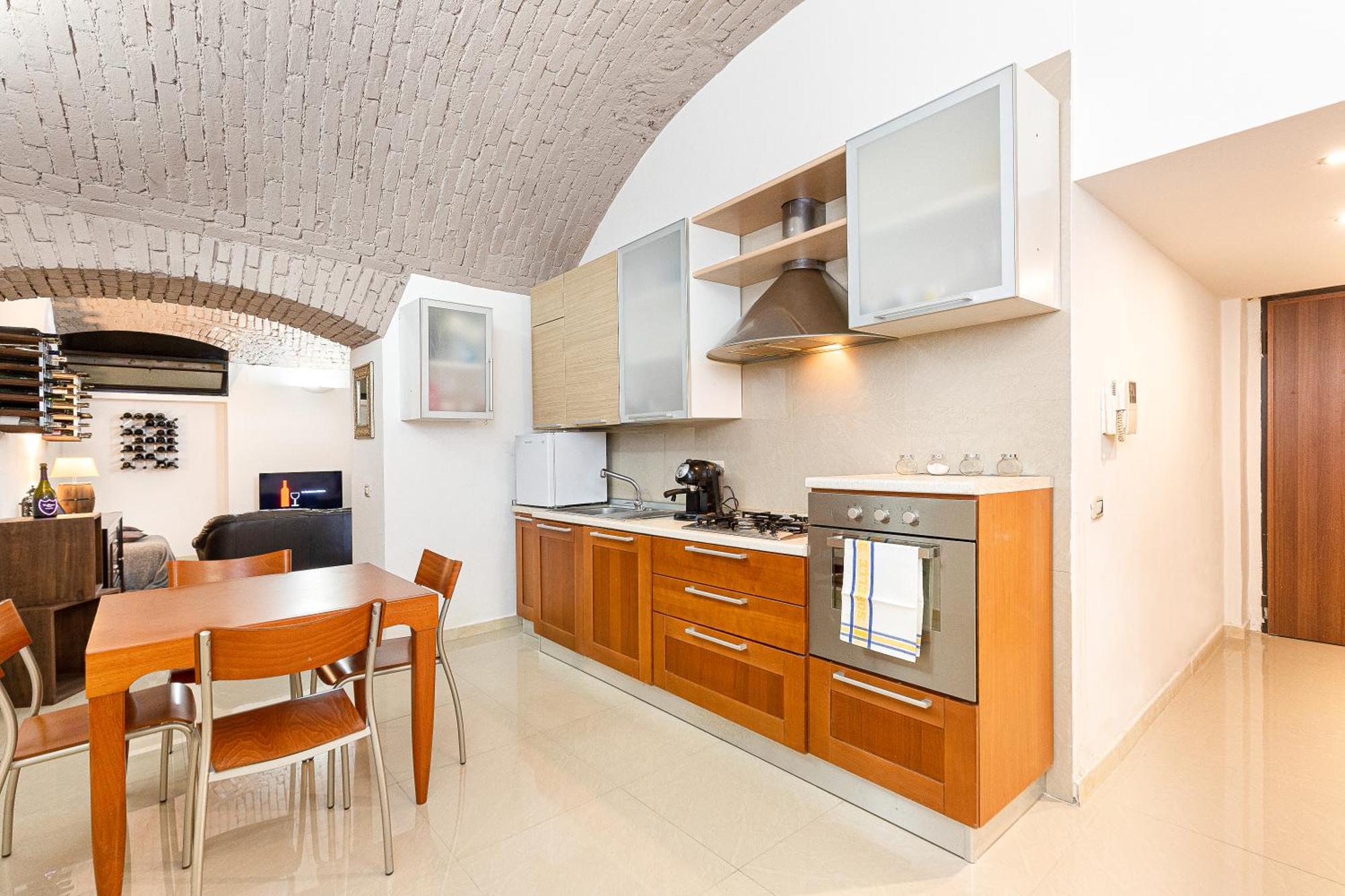 La Cantinetta Di - The Wine Cave In Milan, Huge 110sqm Next To Station * Milan